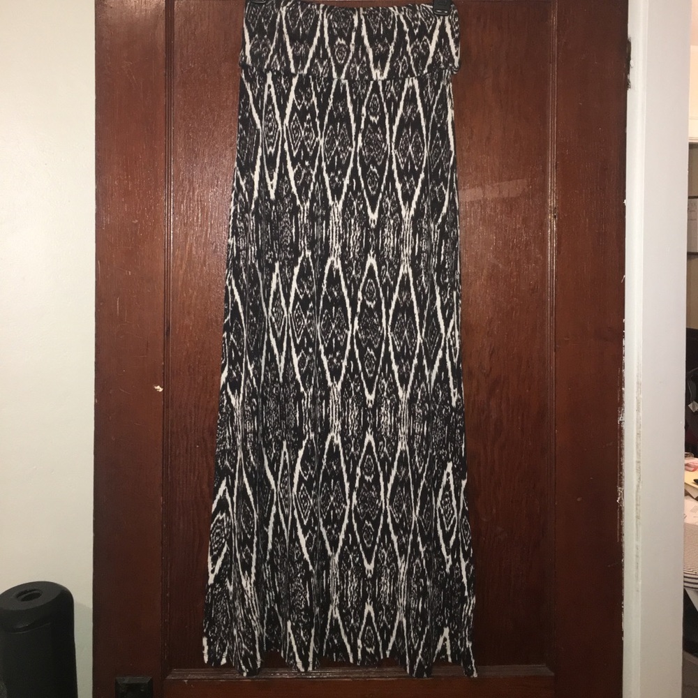 Print Maxi Skirt