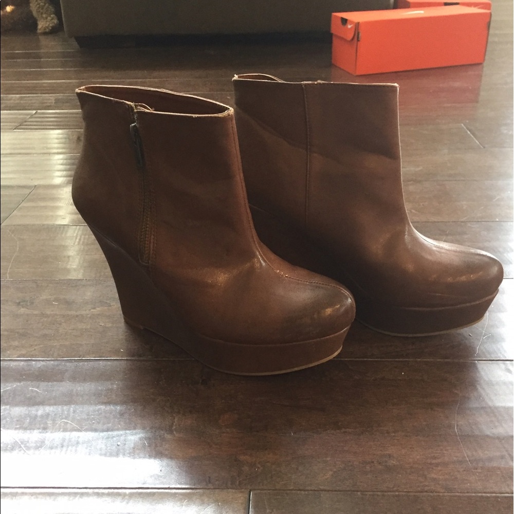 Missino leather shirt boots