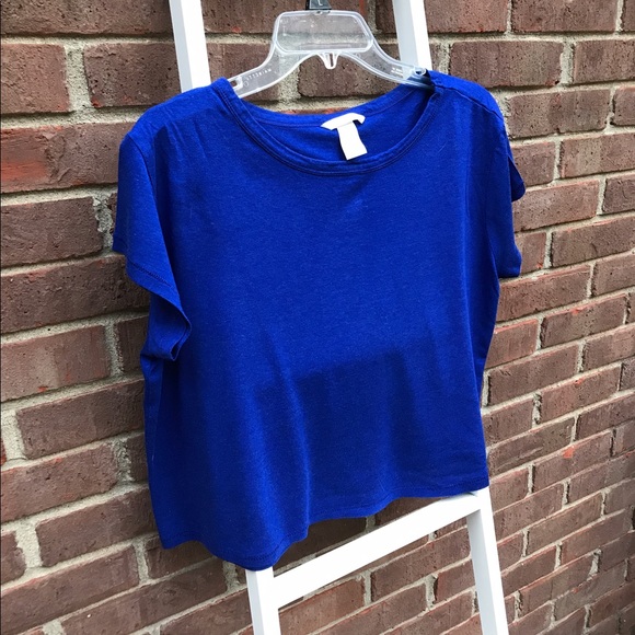 H & M Crop Tee - Picture 2 of 5