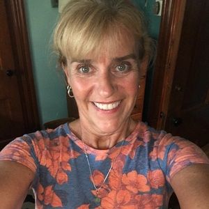 Meet your Posher, Joy