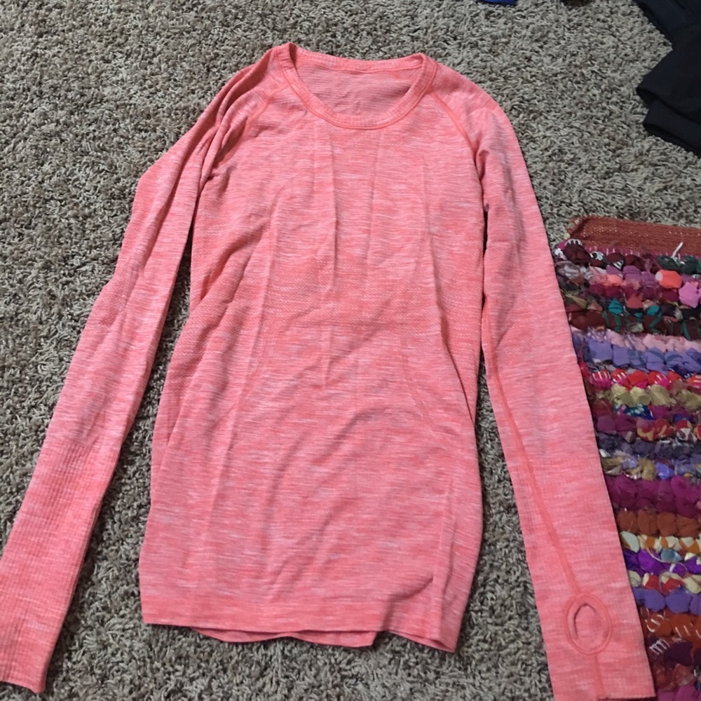 Coral long sleeve lulu lemon top