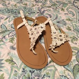 Francesca's super cute sparkly flower sandals