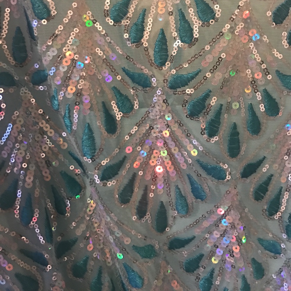 Beautiful Dress - Picture 2 of 2