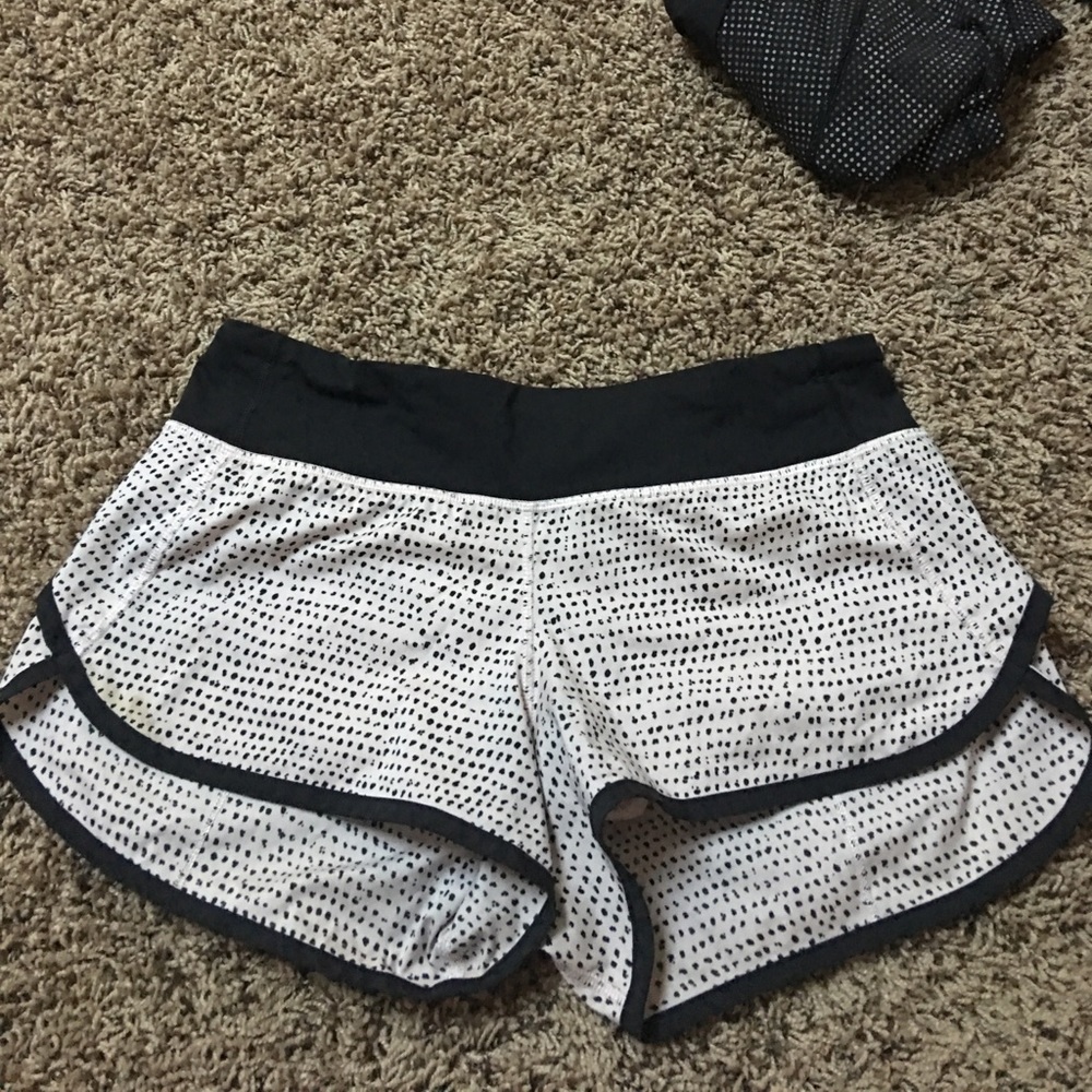 Lulu lemon speed short