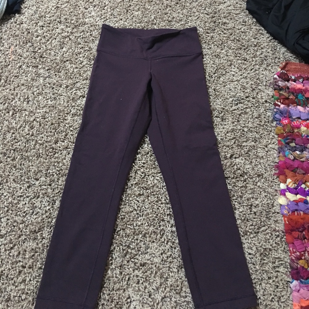 Maroon/ wine color purple lulu leggings