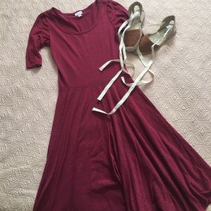 EUC LulaRoe Red/purple Nicole
