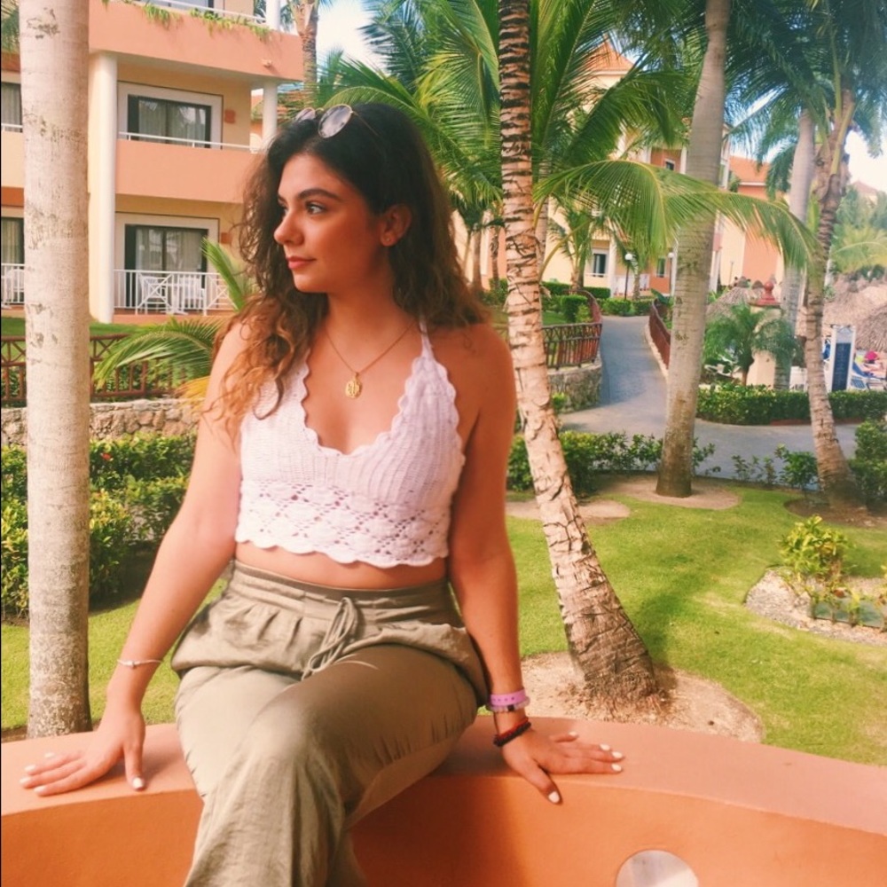 Meet your Posher, Eva