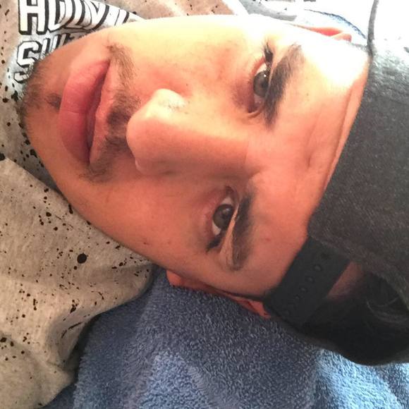 Meet your Posher, Jorge - Picture 1 of 4