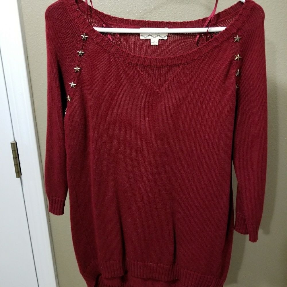 Hi-lo sweater