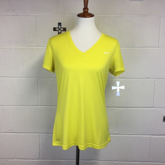 Nike Dri-Fit v neck short sleeve yellow shirt SZ M - Picture 1 of 8