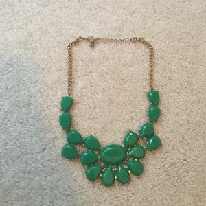 Green statement necklace