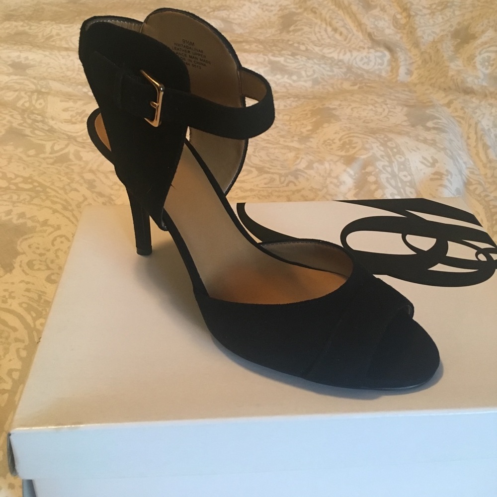 Nine West black suede ankle strap heels