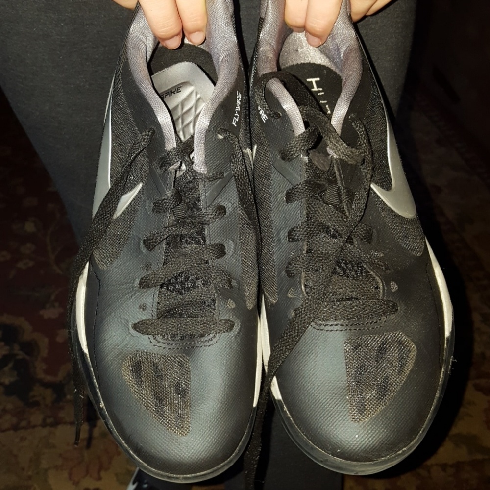 nike volleyball shoes
