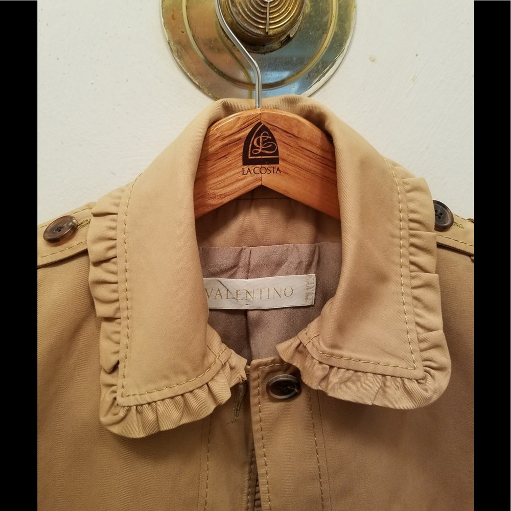 Valentino  ruffled tan  light jacket size 2 - Picture 4 of 8