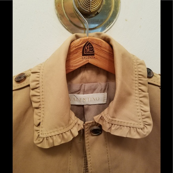 Valentino  ruffled tan  light jacket size 2 - Picture 4 of 8