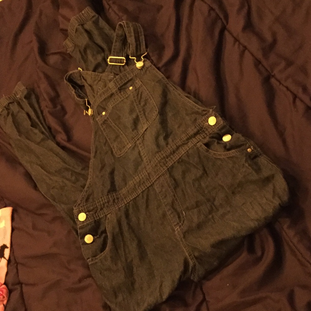 Girls overalls, tight ankles, worn once!!