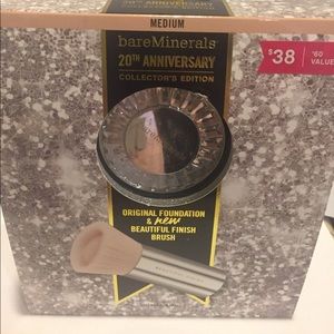 Collectors original foundation set Medium