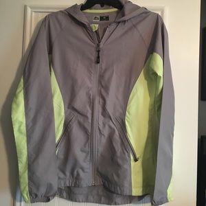 Lightweight running jacket