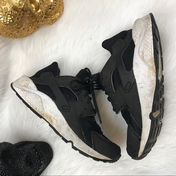 Nike air huaraches black white custom spikes - Picture 6 of 7