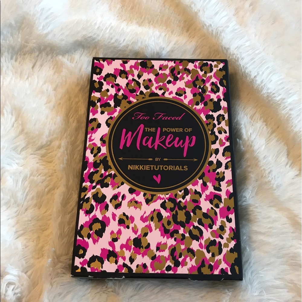 Too faced the Power Of Makeup Collection