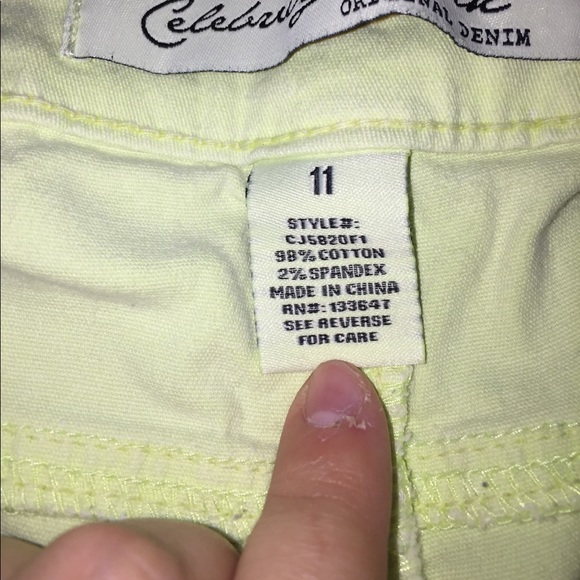 Size 11 light green "fashion" jeans - Picture 2 of 4