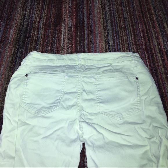 Size 11 light green "fashion" jeans - Picture 4 of 4