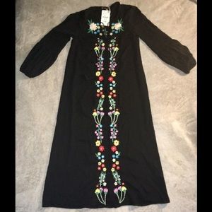 Zara Embroidered black midi dress size S