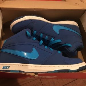 Women's Nike Sneakers