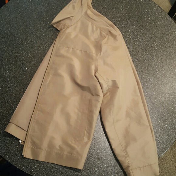 NWT Gap Jacket - Picture 2 of 6