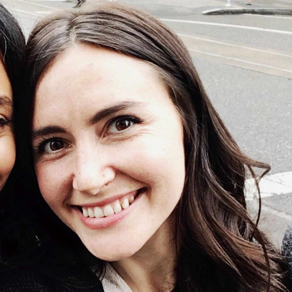 Meet your Posher, Cassandra