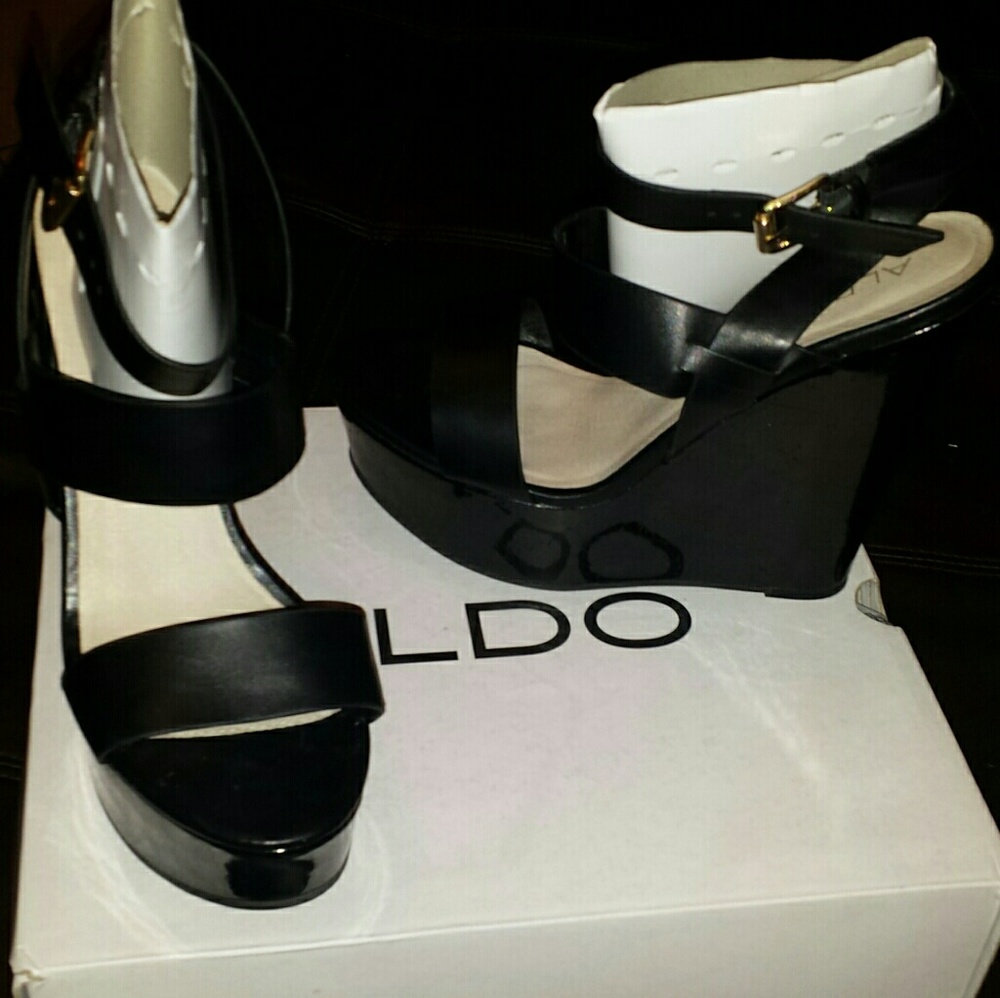Aldo - Black Wedge