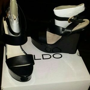 Aldo - Black Wedge