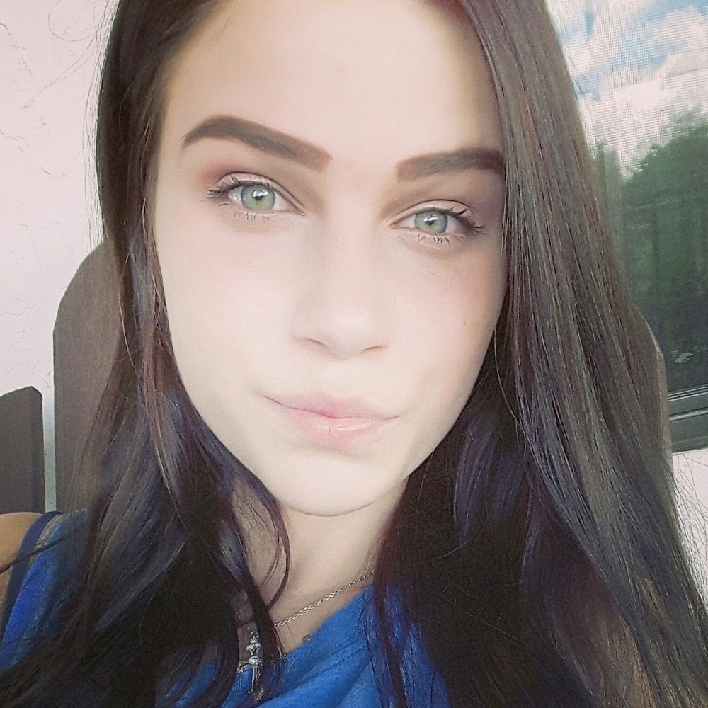 Meet your Posher, Sierra