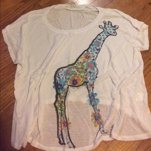 Giraffe shirt
