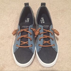 Sperry Sneakers