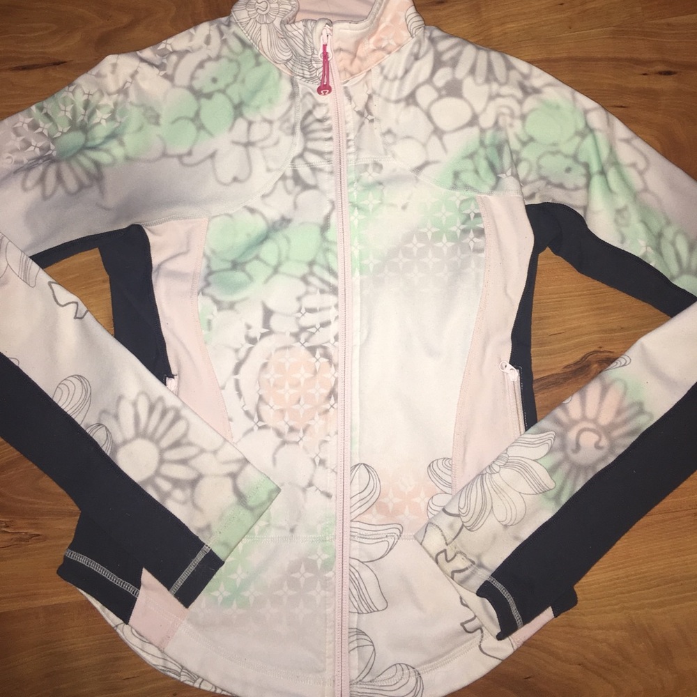 Lululemon Athletics Jacket size 6