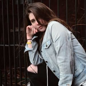 Meet your Posher, Eva yael