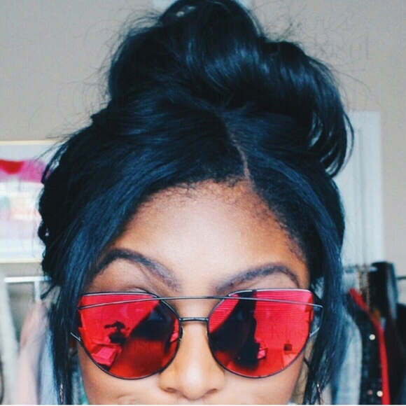 Accessories | Trendy Red cat eye sunnies - Picture 2 of 3