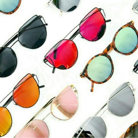 Accessories | Trendy Red cat eye sunnies - Picture 3 of 3