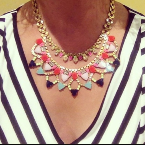 Stella & Dot Fanella Statement Necklace NIB - RARE - Picture 3 of 4