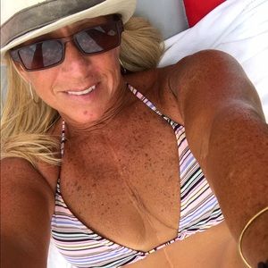 Meet your Posher, Lori-jane