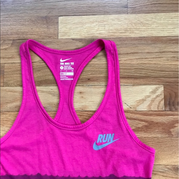 ✨FINAL MARKDOWN✨Nike Ombré Tank - Picture 2 of 3