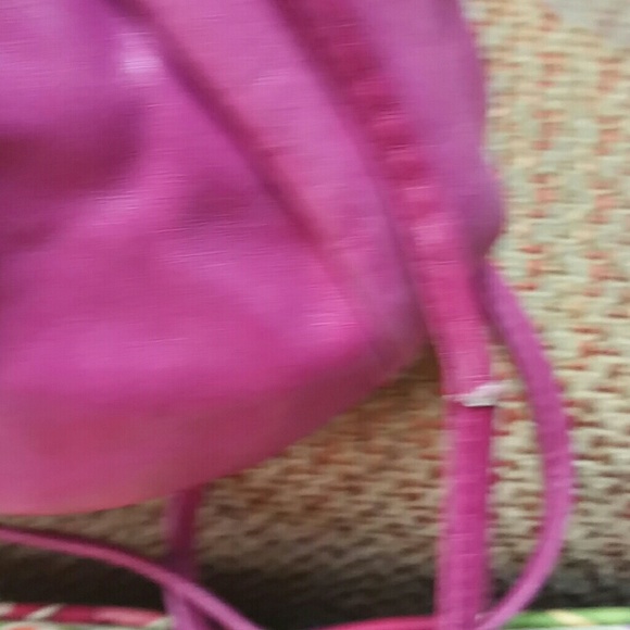 Beautiful Fushia Pink Clutch/ Crossbody - Picture 5 of 8