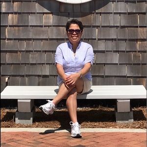 Meet your Posher, Monica