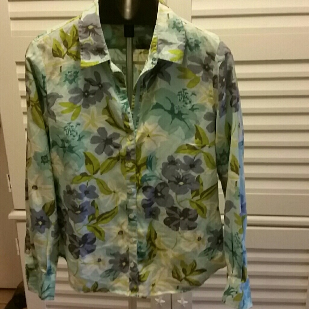Tommy Bahama 100% Linen Blouse