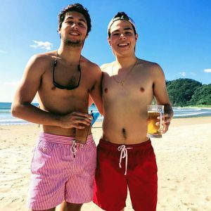 Meet your Posher, Hunter