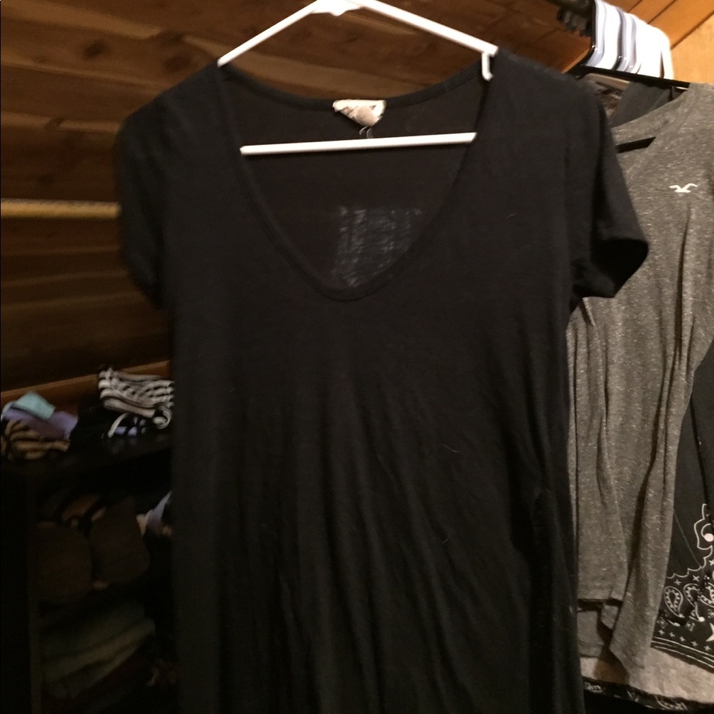 Black tshirt
