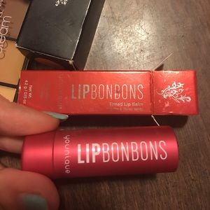 younique lip bonbon