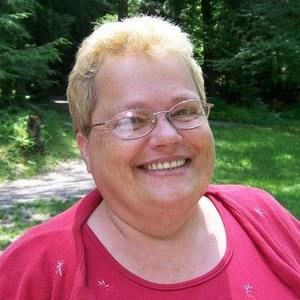 Meet your Posher, Cynthia