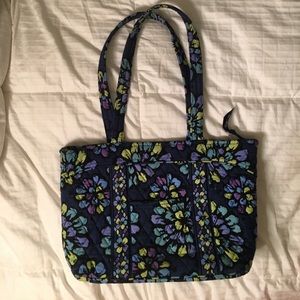 Vera Bradley Indigo Pop bag
